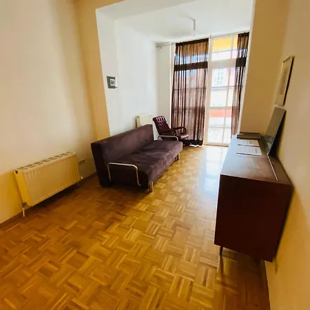 Mit Balkon, Zentrum *