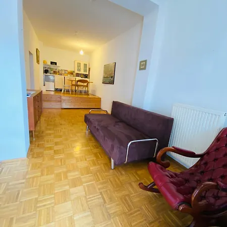 Mit Balkon, Zentrum * גראץ