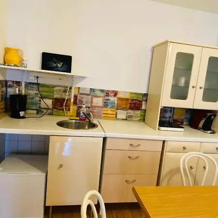 Mit Balkon, Zentrum *